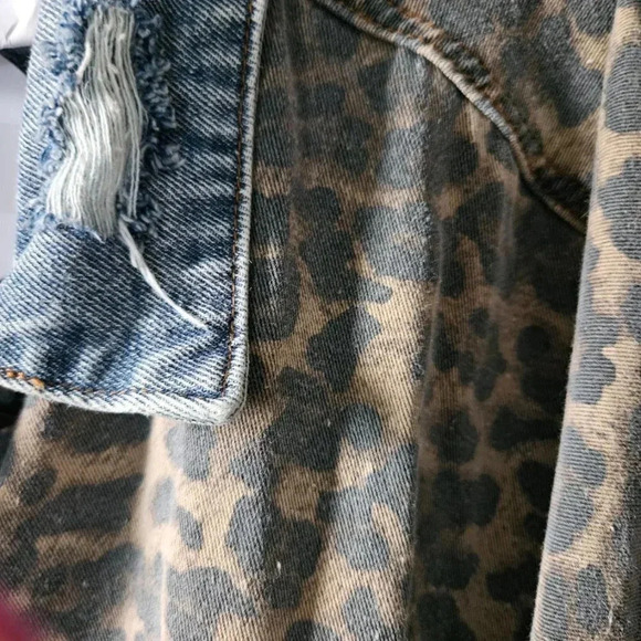 Unique Plus Size Oversized Animal Print Distressed Blue Denim Crop Jacket - NWT - Picture 13 of 14
